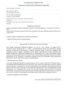 Read more about the article Autoportret w kwadracie – 2022 – Self-portrait in a square